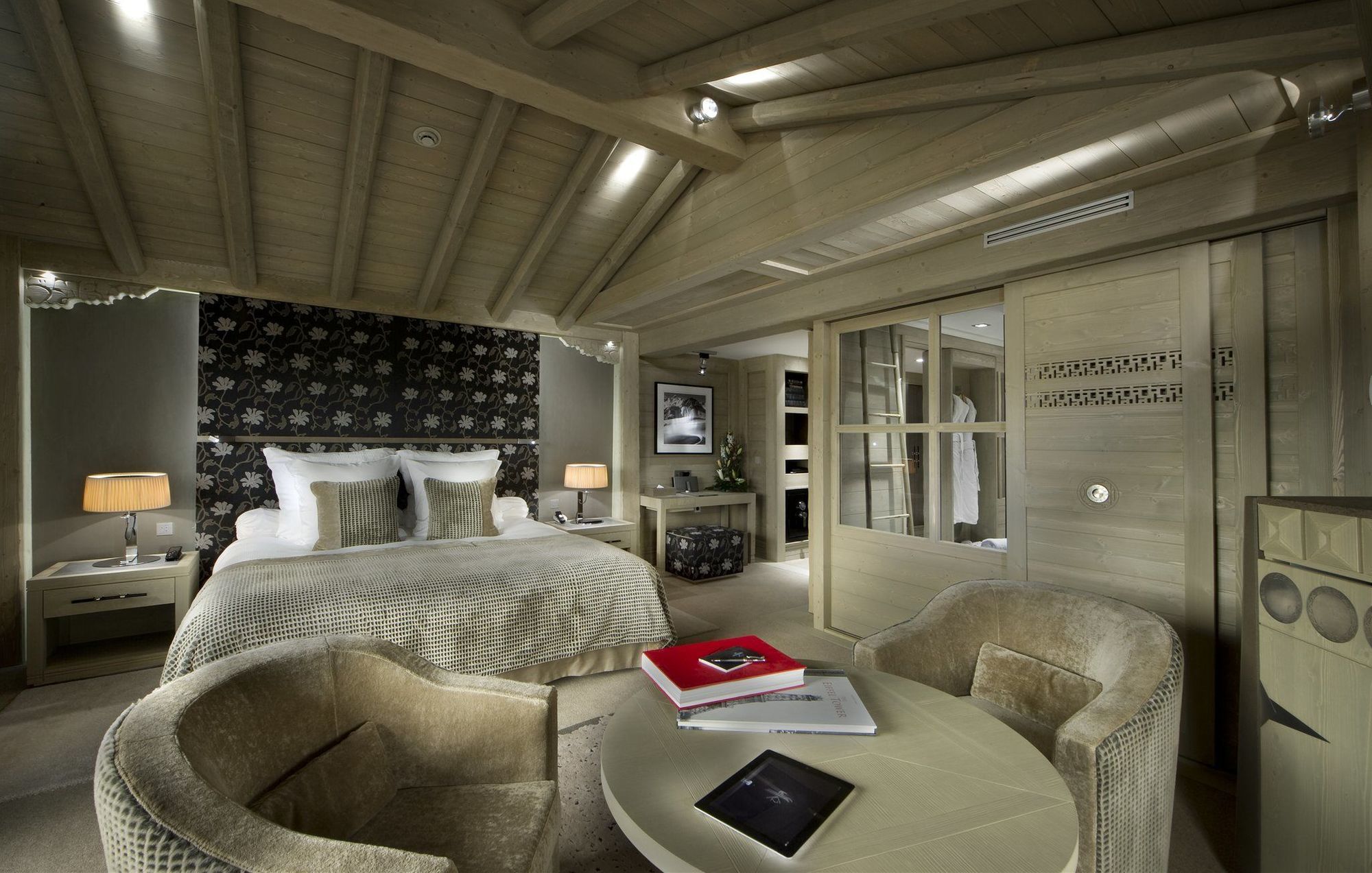 Hotel Le K2 Palace 쿠쉐벨 외부 사진